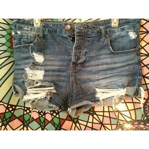 Celebrity Pink Shorts 🌈